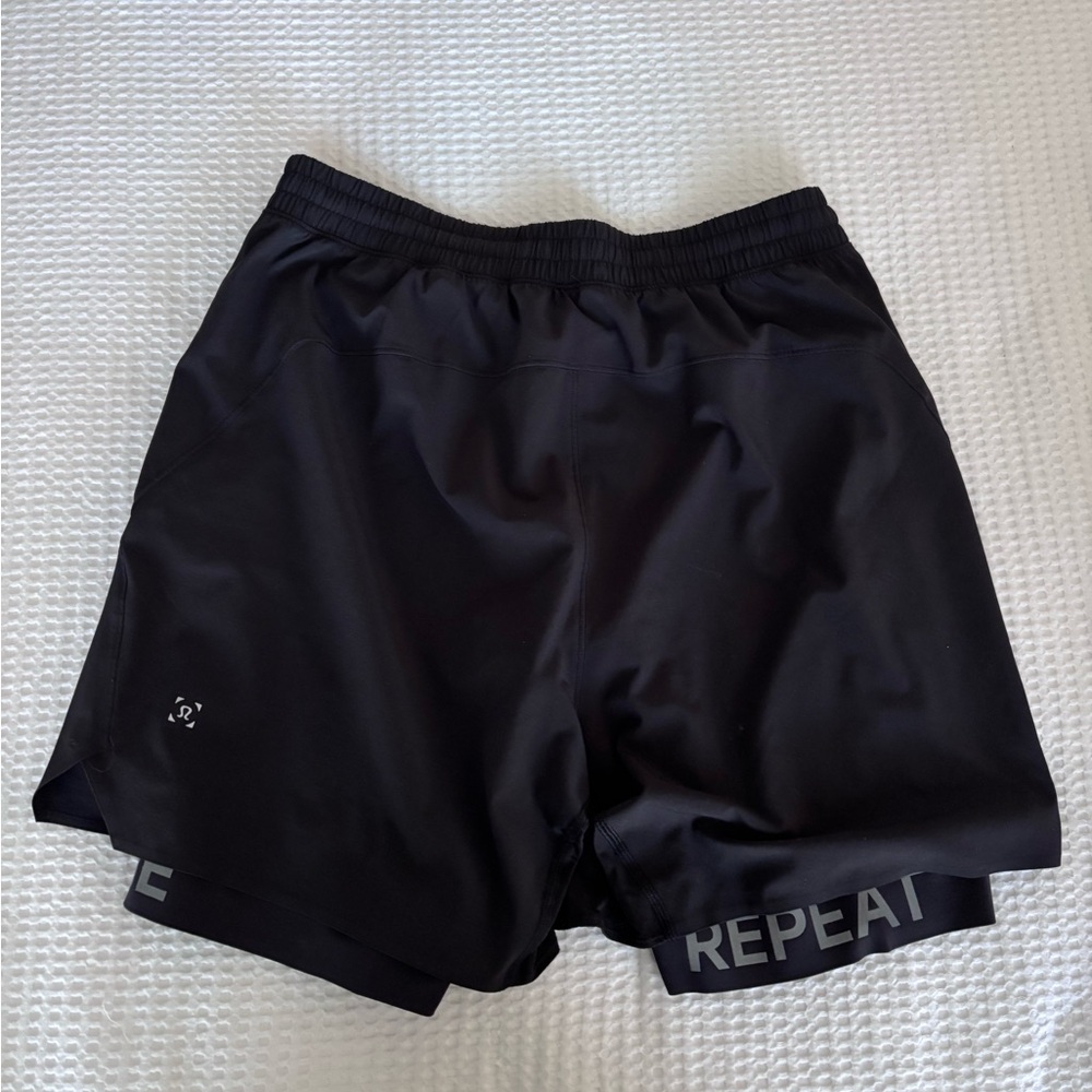 Men's Lululemon Black Performance Shorts - Picture 4 of 5